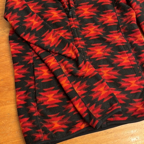 Uniqlo Micro Fleece Sweater - Picture 4 of 9